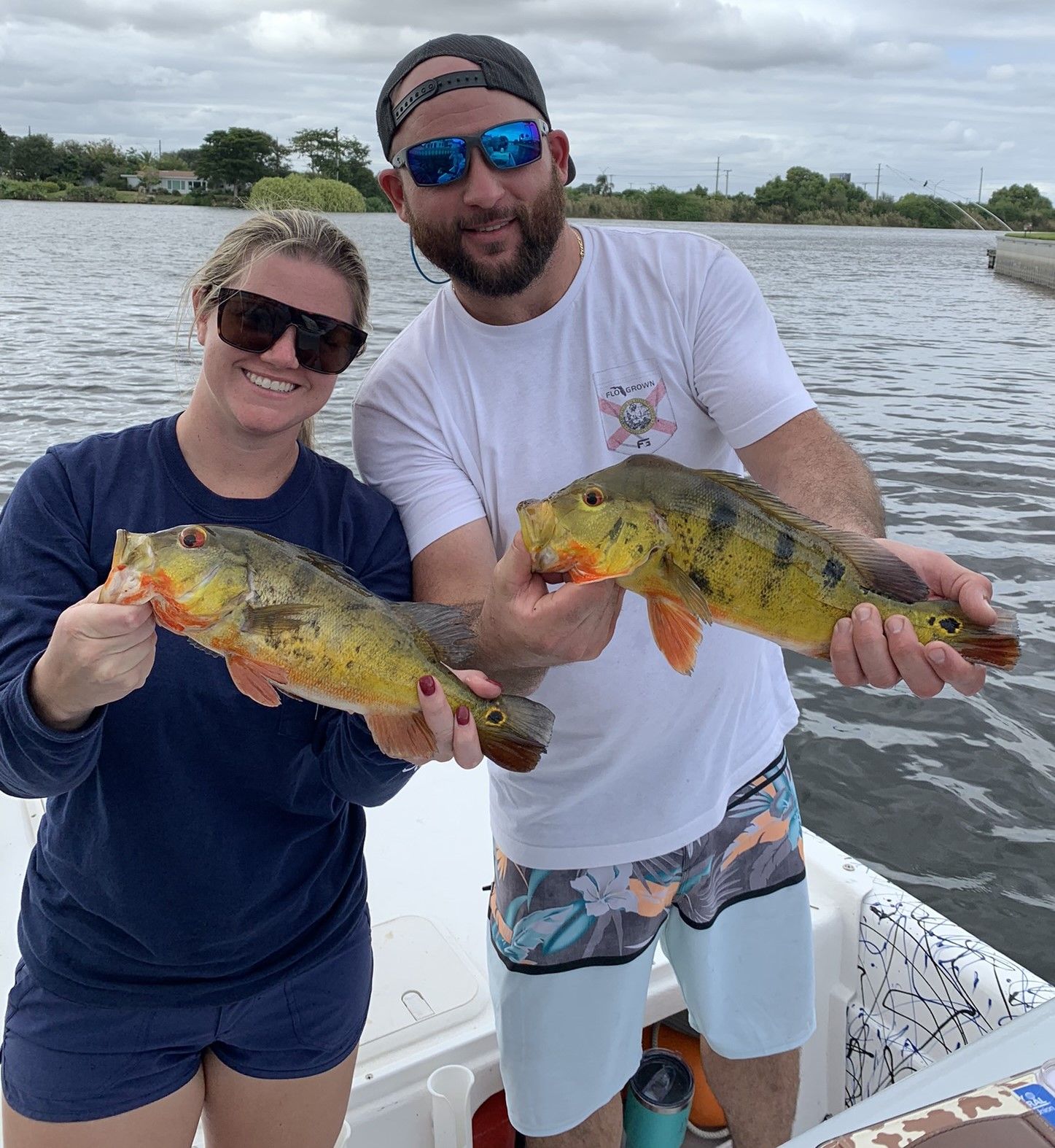 Shrimp Slingers Fishing & Gigging Charters  Peacock Bass Fishing charter ' fishing Lake