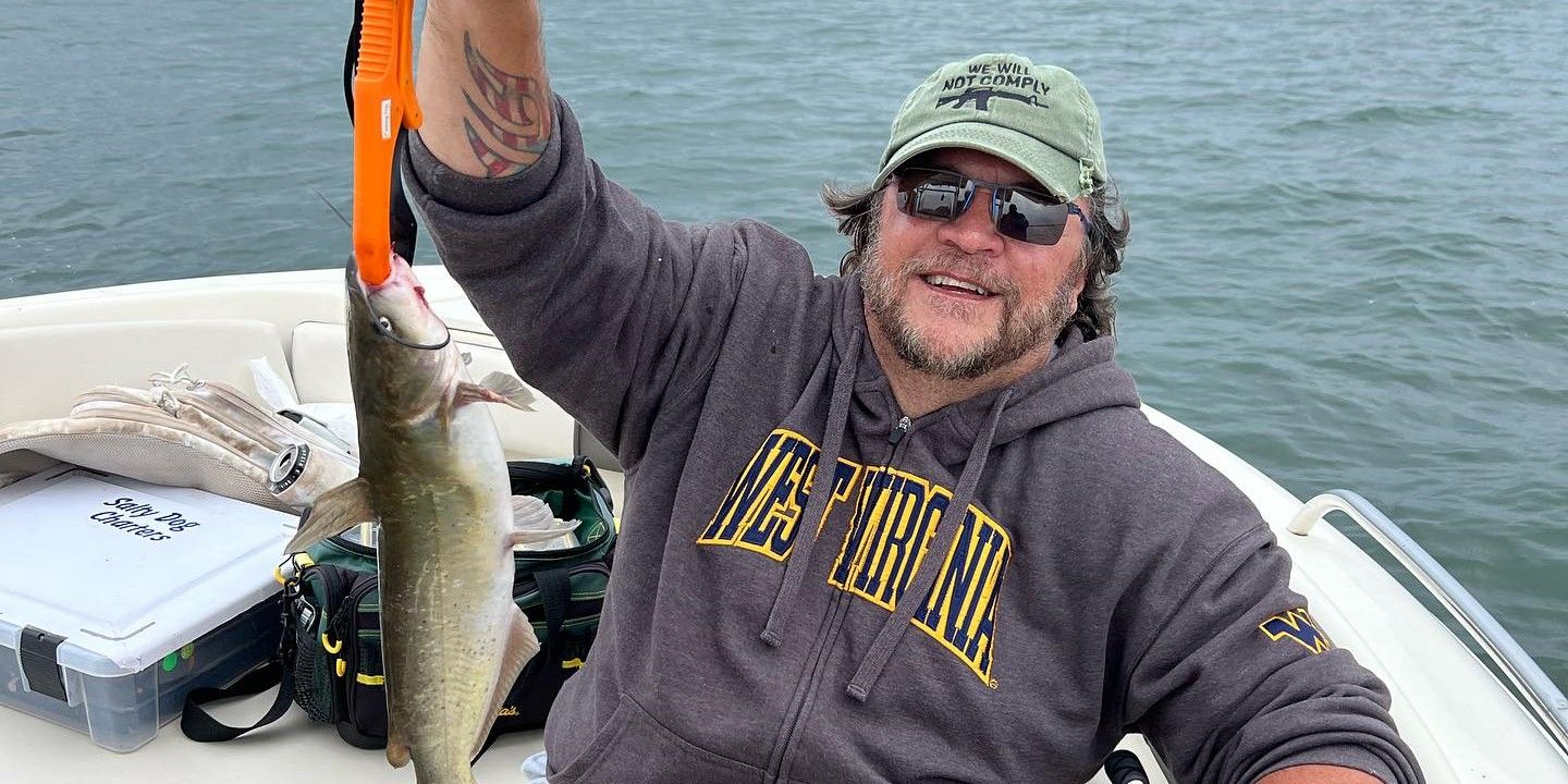 Salty Dog Charters Fishing in Ohio | 4 Hour Fishing Trip  fishing Offshore