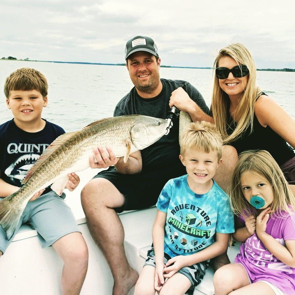 Charleston Fish Rod Bending Quick Family Fishing and Dolphin Tour - Charleston, SC fishing Inshore