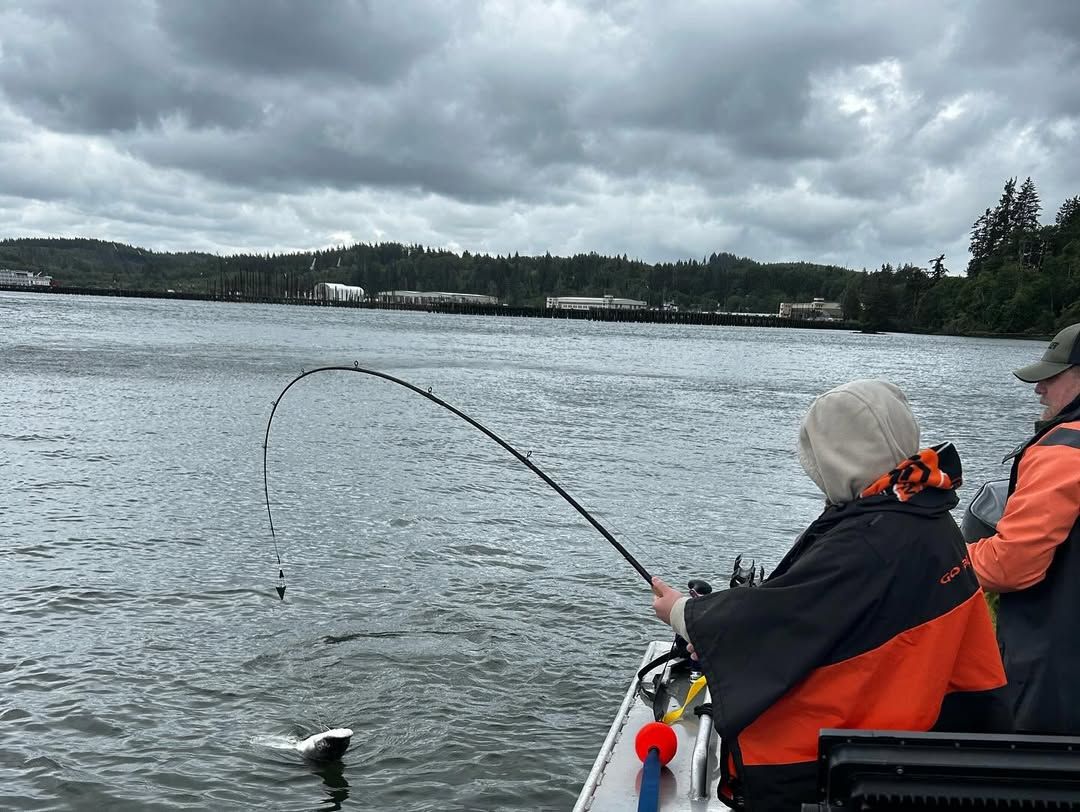 Pro Anglers' Columbia River Salmon Charter