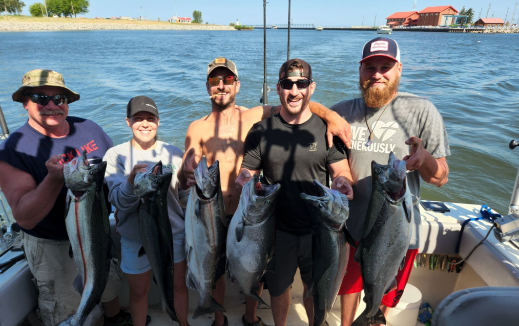 Jerryriggin Sportfishing Charters Lake Michigan Fishing Charters | Private 6 Hour Charter Trip fishing Lake
