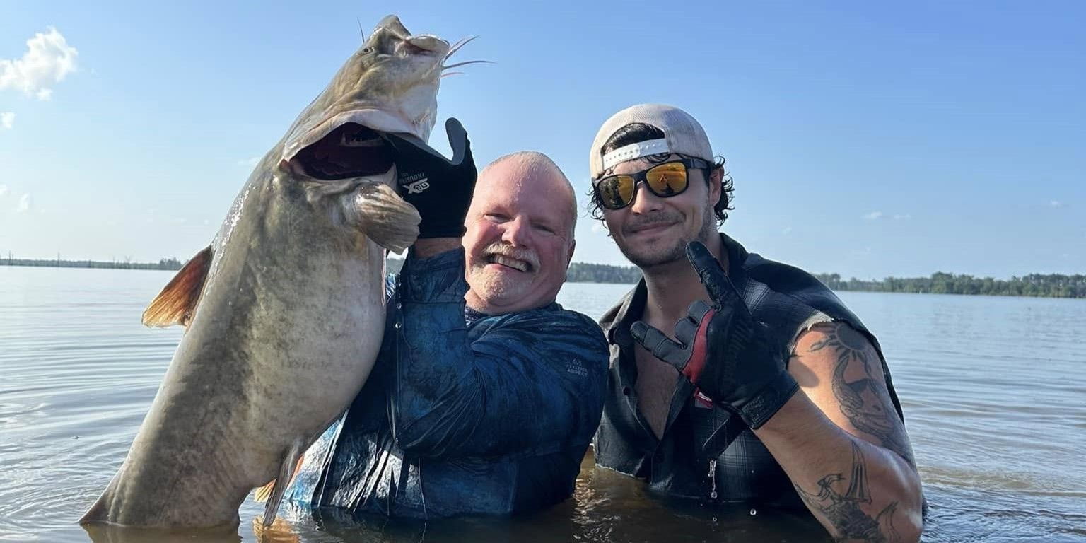 Arkansas Lake Catfish Noodling: Evening Charter