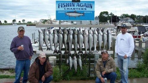 Fishin’ Again Charters Six-Person Splash: Dive into Fun with Fisherman’s Special Adventure! |  Fisherman’s Special (6 Person) fishing Lake