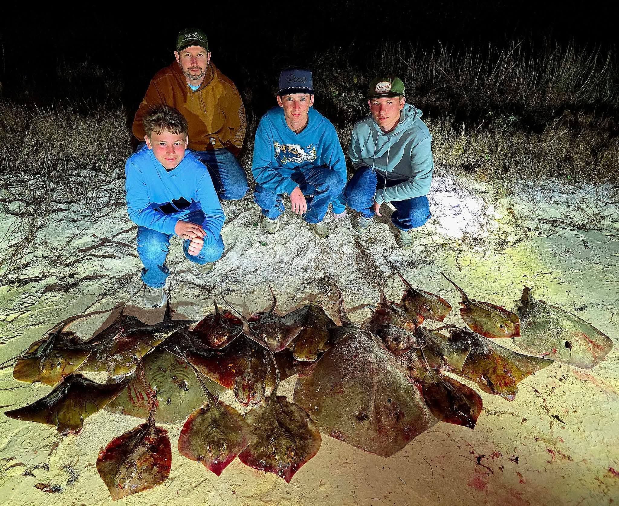 Late Night Redeye Bowfishing Run