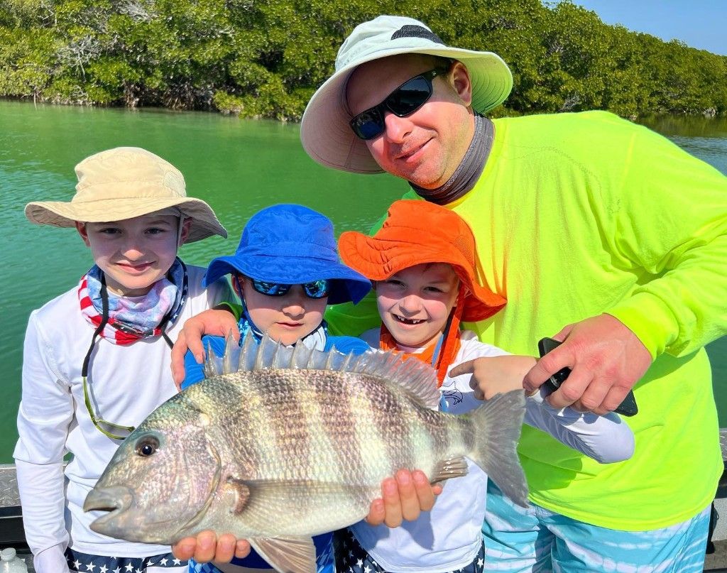 Flatout Fishing Florida Tampa Bay Fishing - 6 Hour Trip For 6 Anglers fishing Inshore