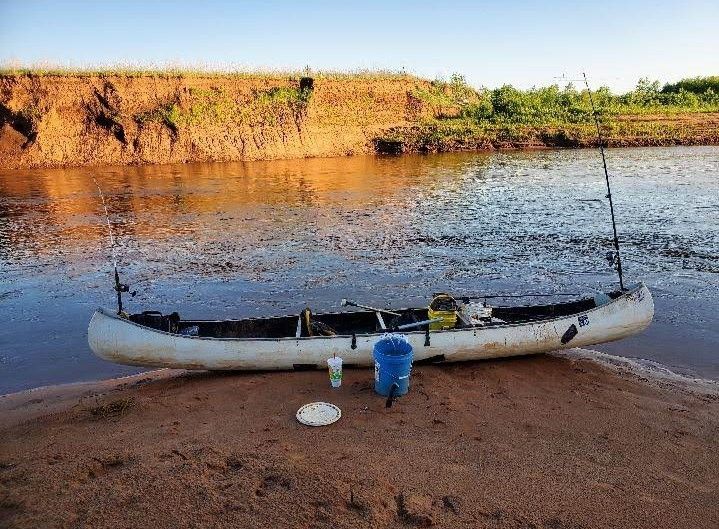 Unpowered or man-powered boat (like rafts, gondolas, kayaks, etc.)
