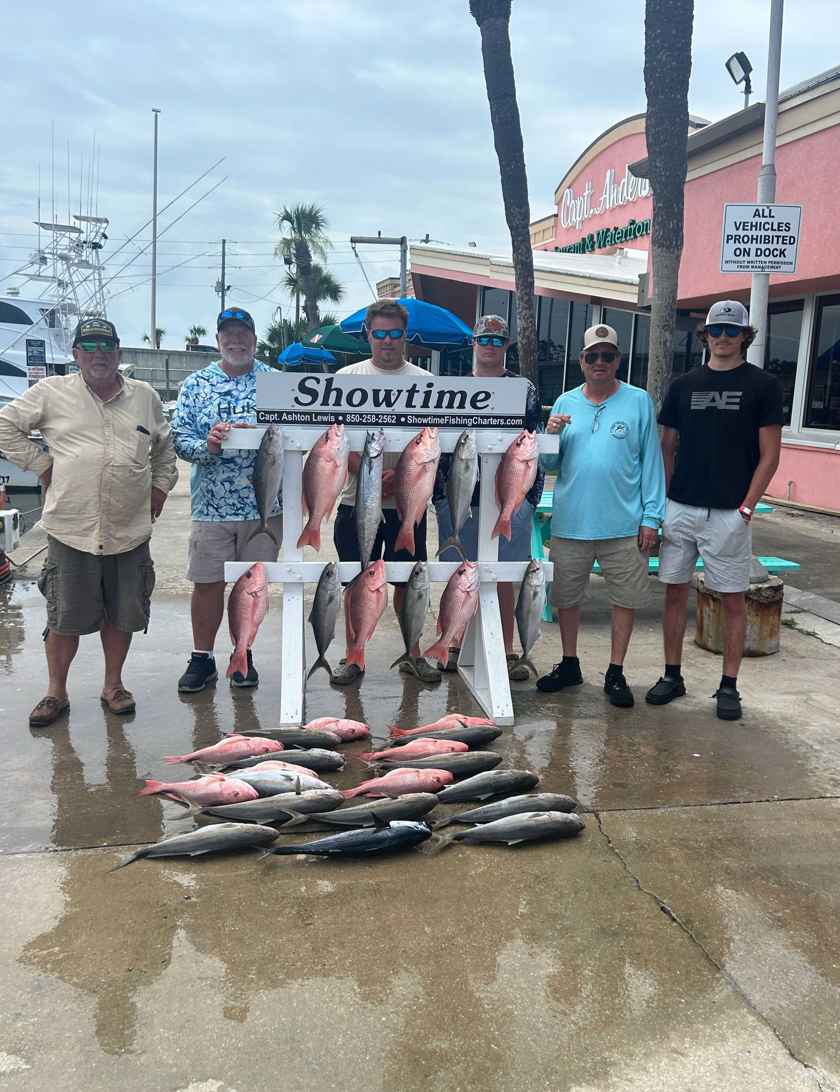 Showtime Fishing Charter Deep Sea Fishing in Panama City Beach | Private 6-Hour Morning Bottom Trip fishing Offshore