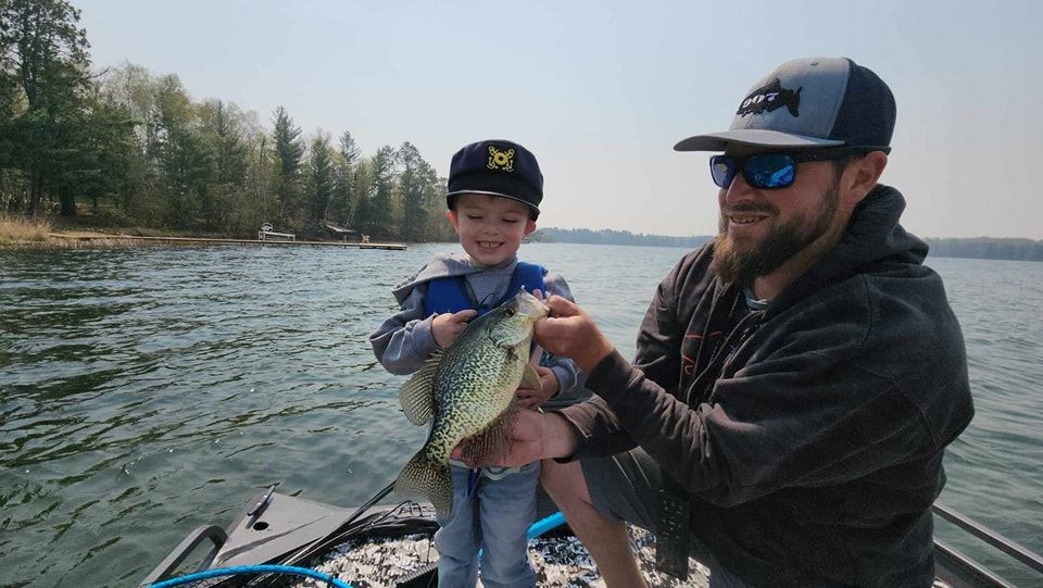 Wheezy Outdoors Minnesota Fishing Charters | Private - 4 Hour Trip (AM/PM) fishing Lake