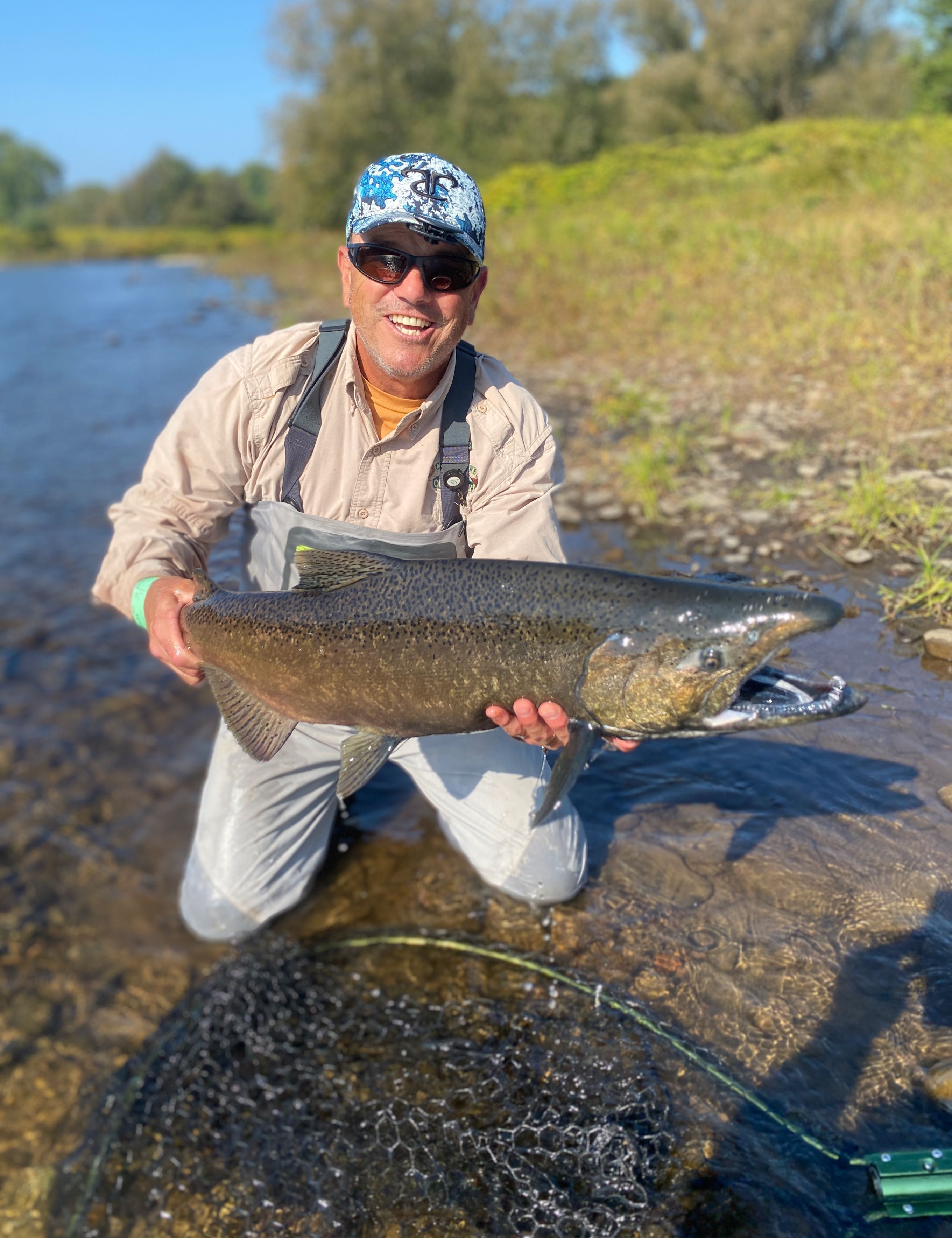 Reff Water Fly Fishing LLC Salmon River Guides | Douglaston Salmon Run Fall Salmon By fishing River