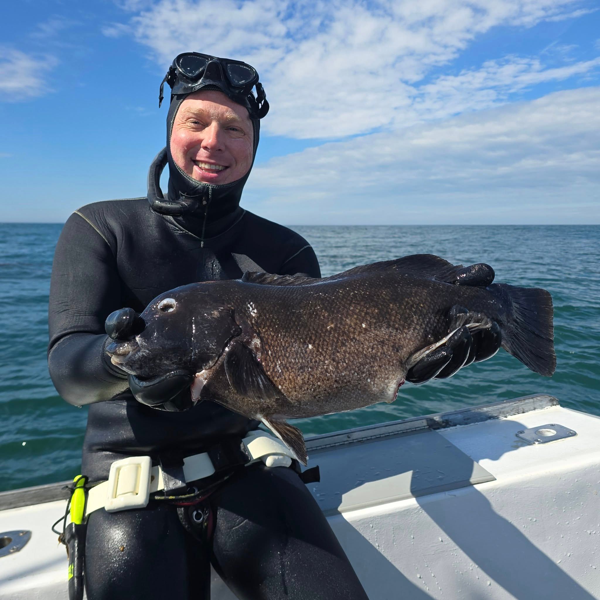 Narragansett Inshore Fishing | Spear-it Charters