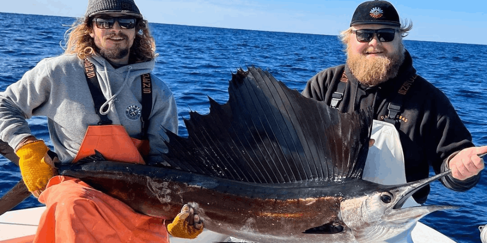 Drum Roll Fishing Charters Nearshore/Offshore Fishing Trip in North Carolina fishing Offshore