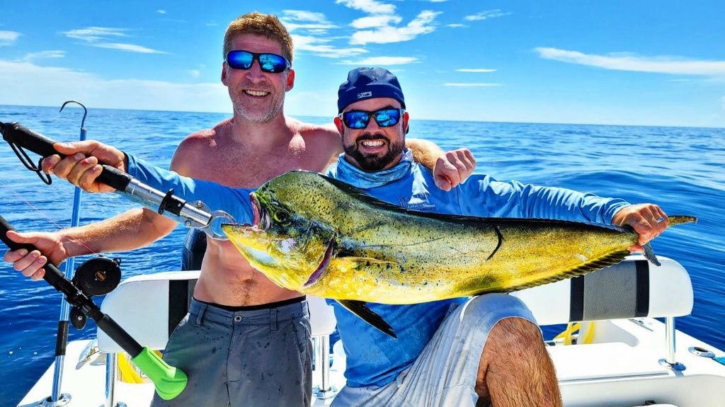 Chris’s Clear Water Charters 6 Hour Offshore Fishing Trip - Tavernier, FL fishing Offshore