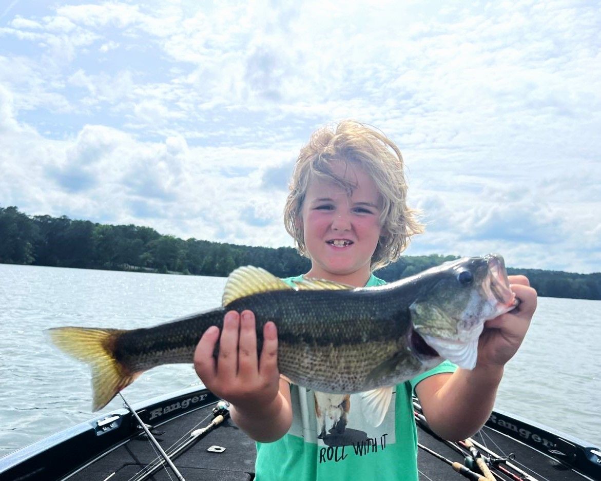 Hortons Fishing Adventures  Georgia Fishing Charters | Private Morning or Afternoon 5-Hour Lanier Special Charter Trip fishing Lake