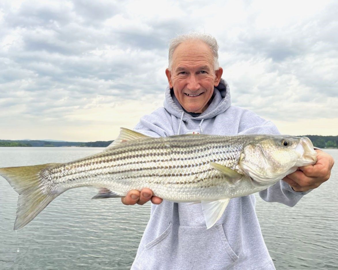 Hortons Fishing Adventures  Georgia Fishing Charters | Private Morning or Afternoon 5-Hour Allatoona Special Charter Trip fishing Lake