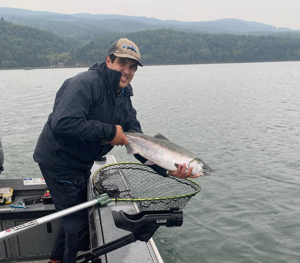 Fassiottos Guide Service  Charter Fishing Oregon Coast | Shared 8 HR Salmon Charter Trip fishing Inshore