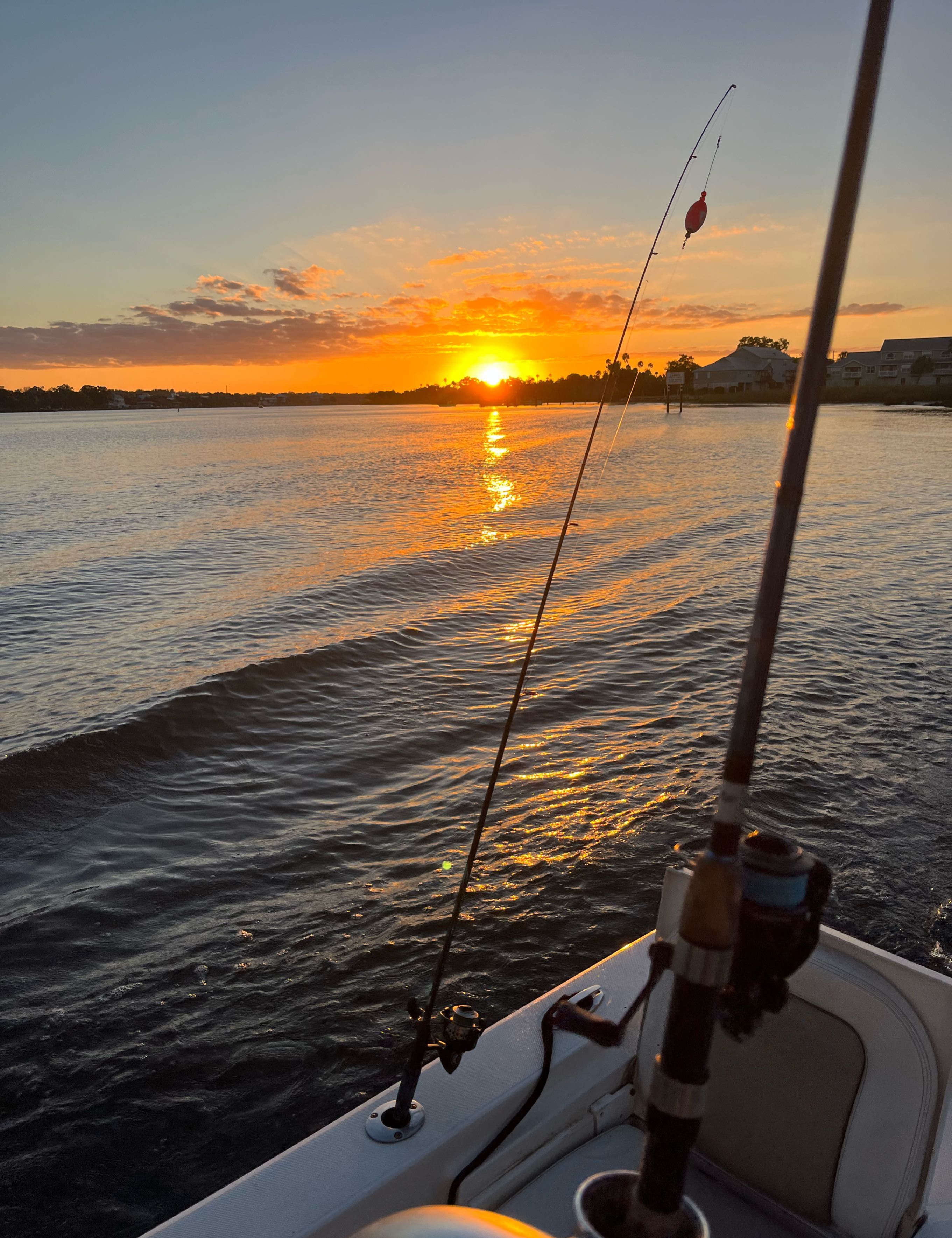 Salty Day Fishing Charters Sunset Cruise Crystal River | 3 Hour Sunset Cruise fishing Inshore