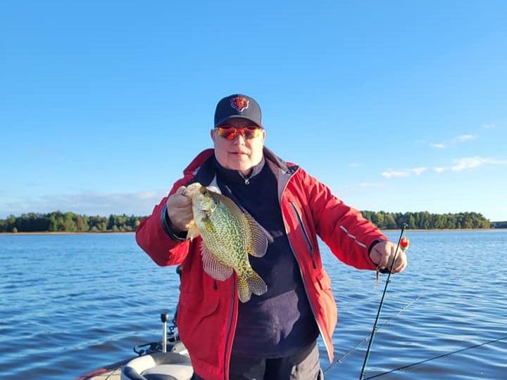 Sirny's Guide Service Wisconsin Fishing Charters | 4 Hour Charter Trip fishing River