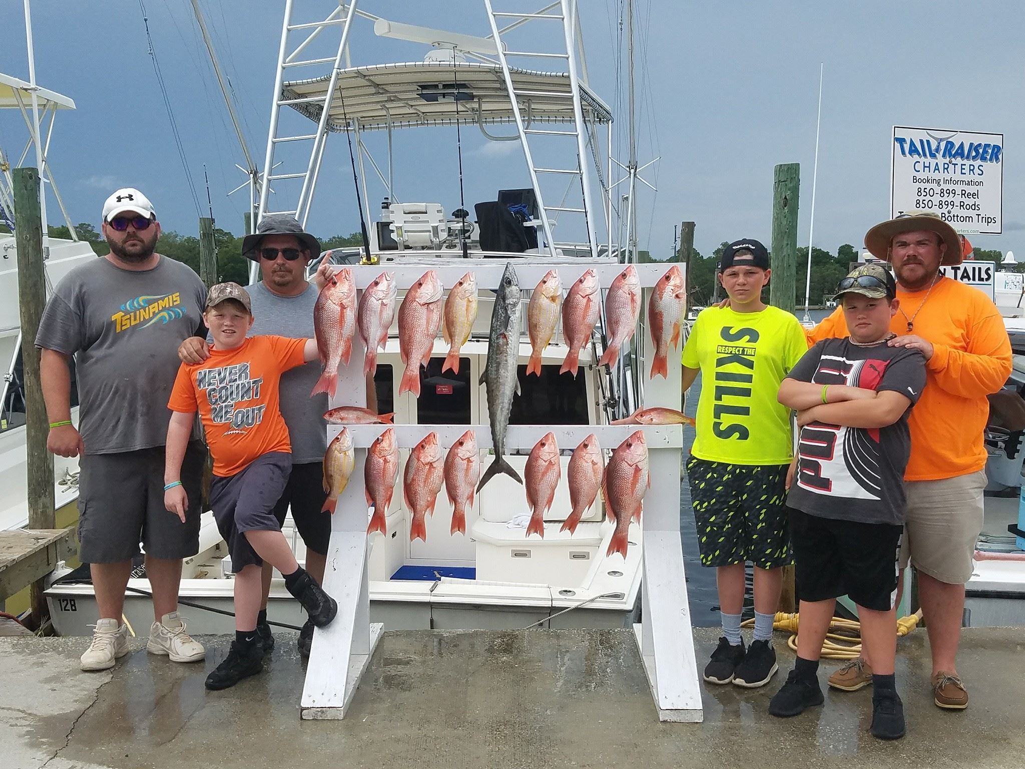 Tail Raiser Charters Florida Fishing Charters | Seasonal 6 or 8 Hour Private Charter Trip fishing Offshore