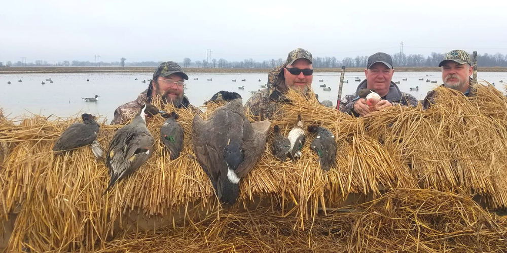 Rose Island Duck Charters Duck Hunting Trip - Sebewaing Michigan hunting Hunting from Blinds