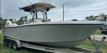 Motorboat (engine-powered)