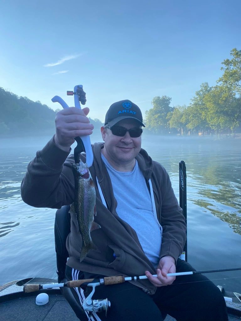 Catch MO Fish Guide Service Quick Trout Fishing in Lake Taneycomo (2 hours) fishing Lake