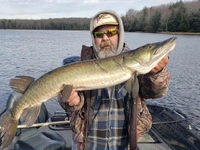 Curtis Guide Service Fishing Charters in Wisconsin | 4 Hour Trip 3 Guest Max fishing River 