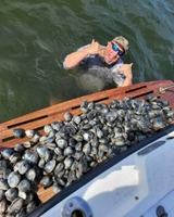 Jerzey Buoyz Sport Fishing  Fishing Trips New Jersey - Clams & Crabbing  fishing Shore 
