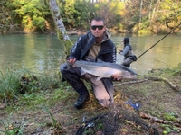 Kalama Guide Service Walk and Wade  fishing River 