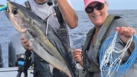 J. Standifer Guide Service Winchester Bay Fishing – Tuna (Private) fishing Offshore 