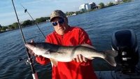 Bulldog Charters Lake Erie Fishing Trip fishing Lake 