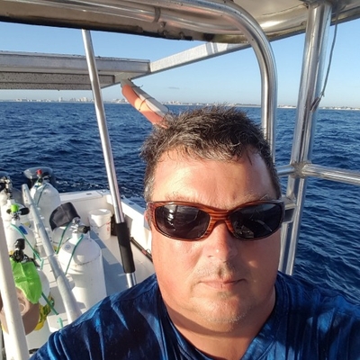 Aquahunter Dive And Fish Charter