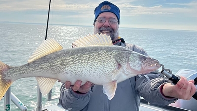 Walleye Hunter Fishing Charters LLC