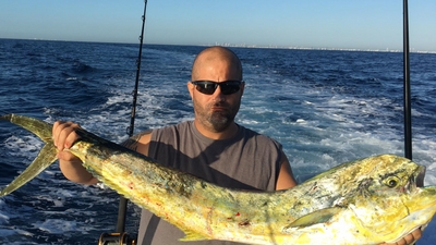 A&A Underwater Adventures Mia