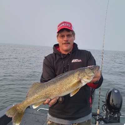 Eyecatching Guide Service