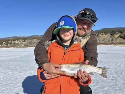 Private 6-Hours Ice Fishing Trip