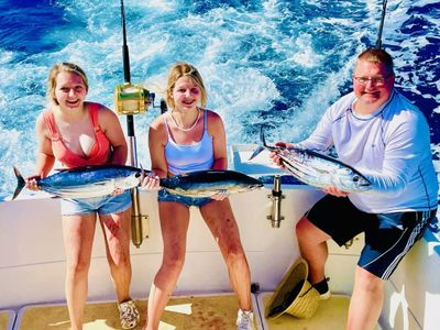 Haleiwa Fishing Charter | Private - 4 to 9 Hour Trip