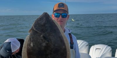 Full-Day Offshore Fluke Trip – 8 Hours