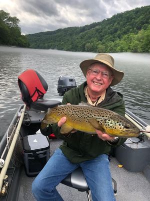 4-8 HR Fly Fishing Trip ( For 2 People )