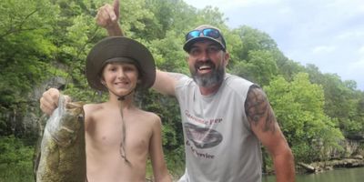 Beginner Friendly Private 8 Hour Gasconade River Bass Fishing