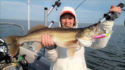  Casting For Walleye-Lake Erie