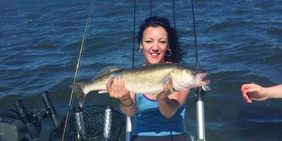 Lake Erie Fishing Charter | Private 5 Hour Walleye Fishing Trip