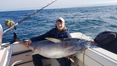 Cape Cod Full day Tuna | 10 Hour Offshore Charter Trip Max of 4 Anglers