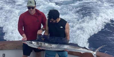 Fishing Charters Kona | 4 or 6 Hour Offshore Charter Max of 6 Persons