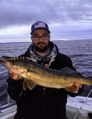 Fishing Charters Lake Ontario | Private - 8 Hour Trip 