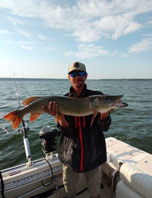 Charter Fishing Lake Ontario | Private - 8 Hour Trip 