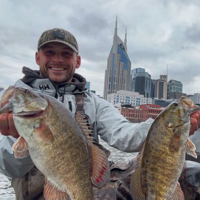 6 HR Downtown Cumberland River Fishing