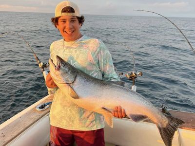 Lake Michigan Fishing - 6 Hour Trip