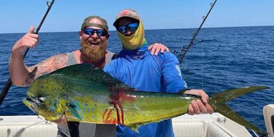 8 HR Offshore Trip in Charleston