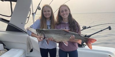 Fishing Charter in Lake Michigan | 5 Hour Afternoon Trip (4 MAX)