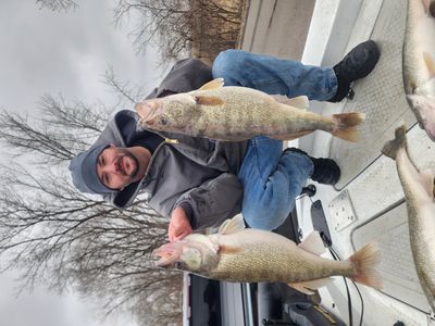 DETROIT RIVER JIGGING TRIP | 5 Hour Charter Trip 